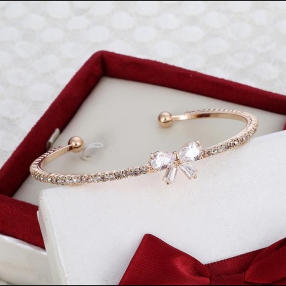 Jewelry - Gold Rhinestone Bow Bangle Bracelet